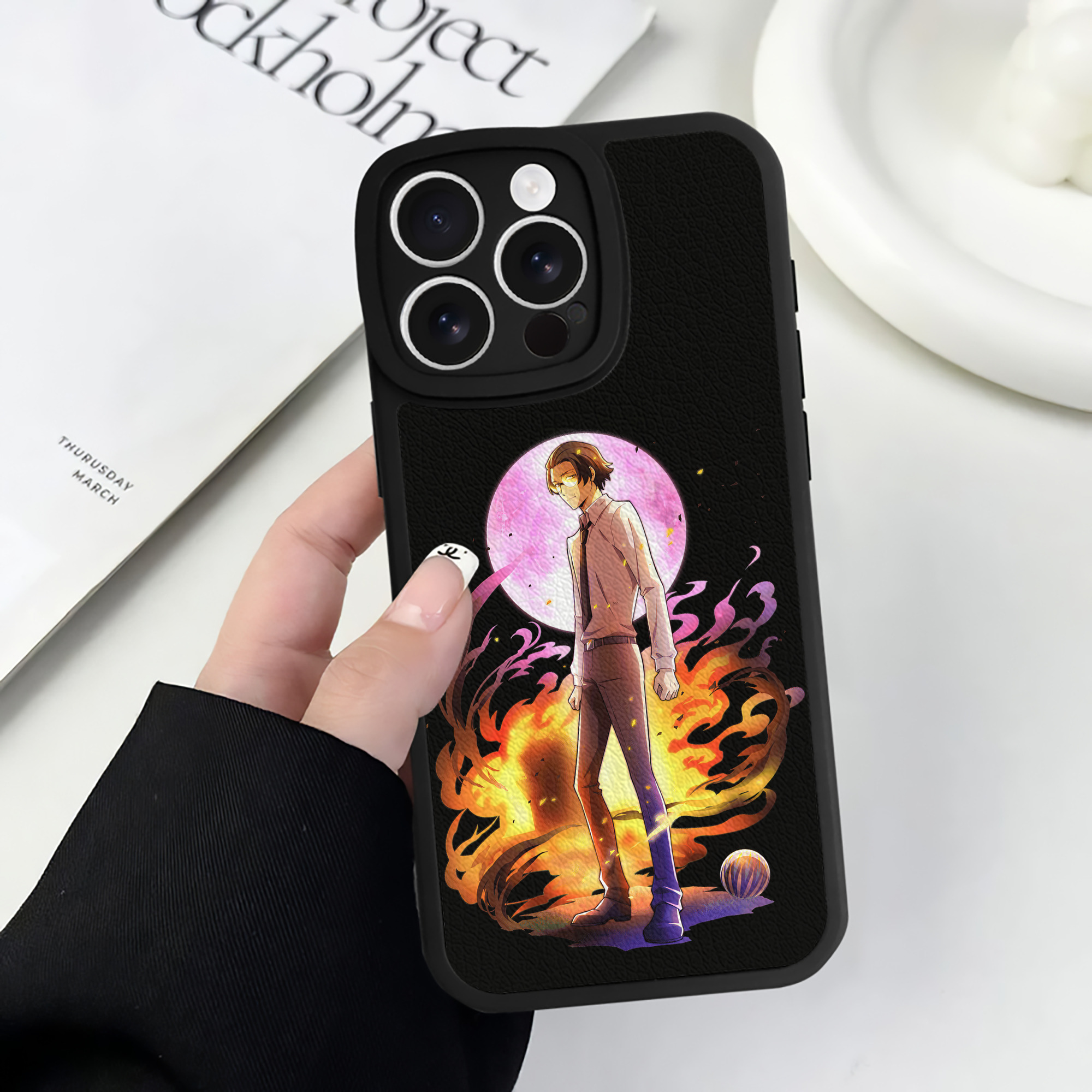 （画像用） 文豪ストレイドッグス Bungo Stray Dogs 【iPhone 16シリーズ対応】シリコンスマホケース（レザー調） 材質：シリコン